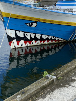 …et le requin a des dents…